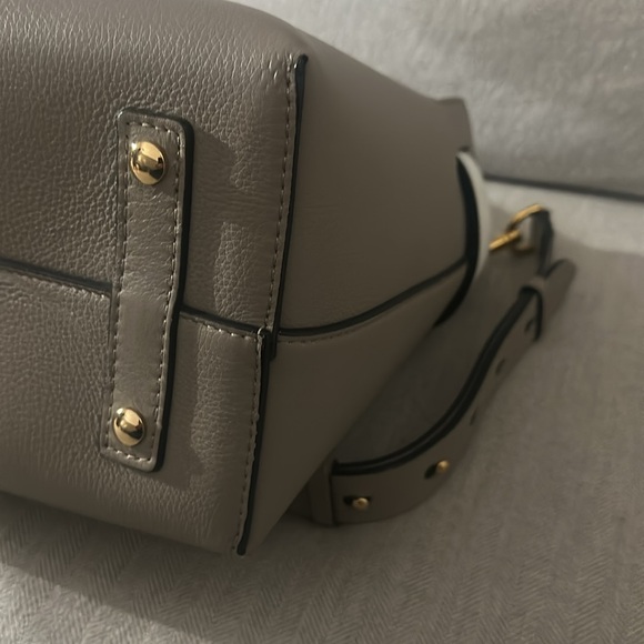 Burberry belt bag medium size - Picture 9 of 9